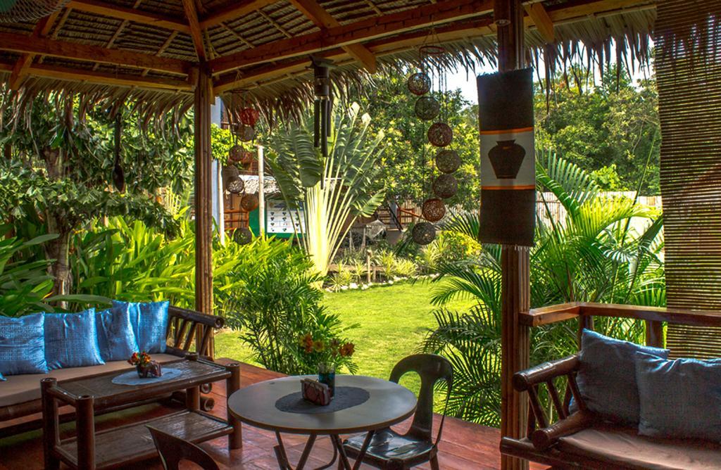Chillout Guesthouse Panglao-stad Buitenkant foto