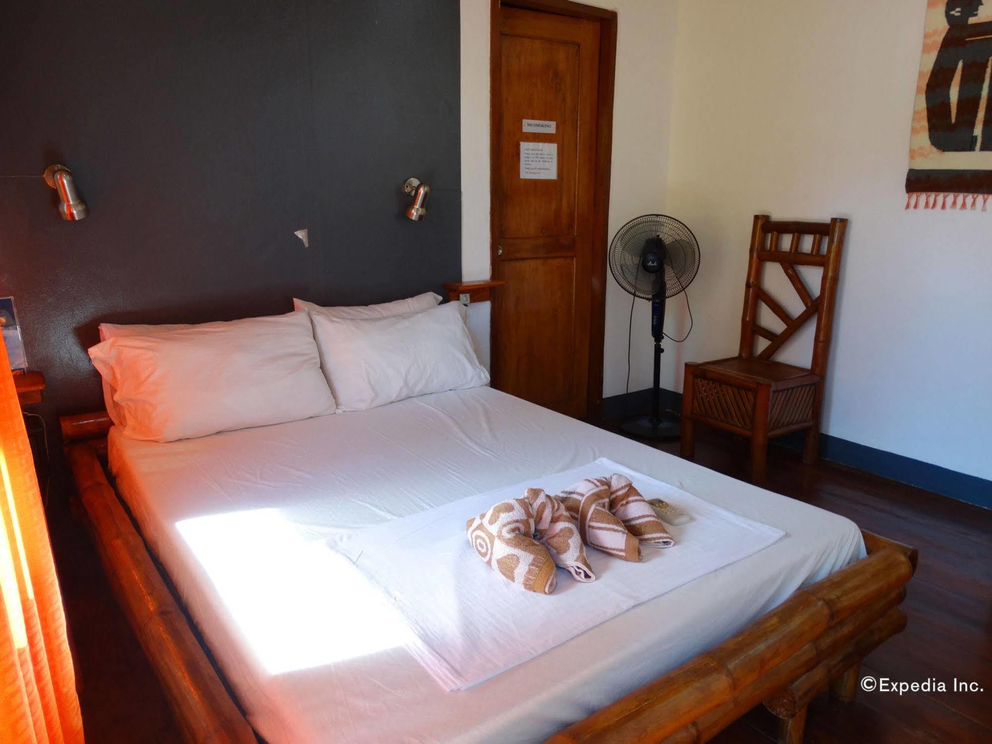 Chillout Guesthouse Panglao-stad Buitenkant foto